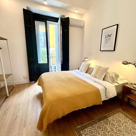 Urban Rooms Fuencarral Madrid Ngoại thất bức ảnh