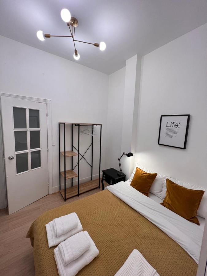 Urban Rooms Fuencarral Madrid Ngoại thất bức ảnh