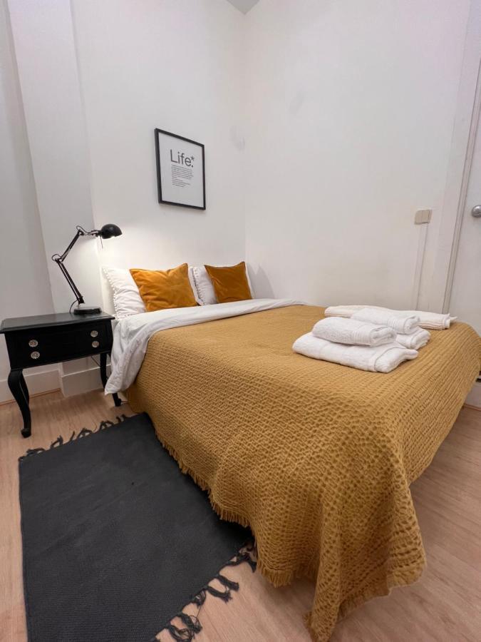 Urban Rooms Fuencarral Madrid Ngoại thất bức ảnh