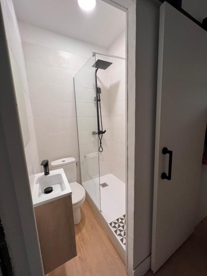 Urban Rooms Fuencarral Madrid Ngoại thất bức ảnh