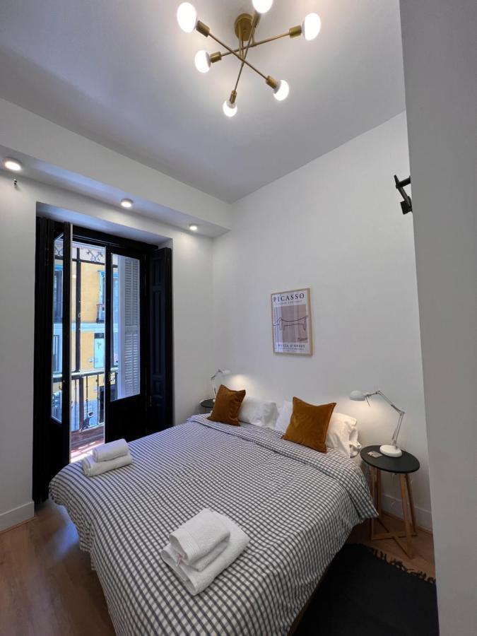 Urban Rooms Fuencarral Madrid Ngoại thất bức ảnh