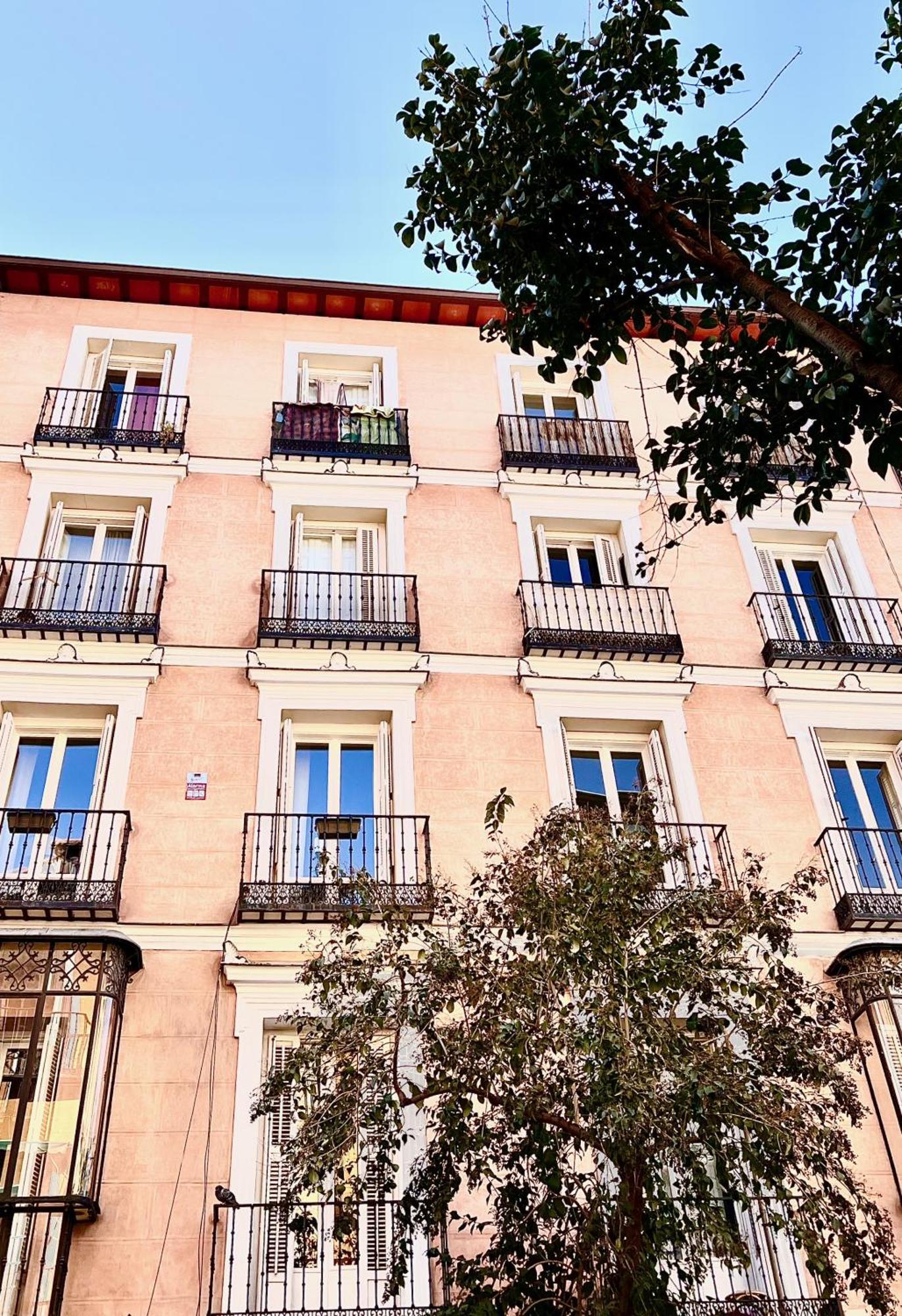 Urban Rooms Fuencarral Madrid Ngoại thất bức ảnh